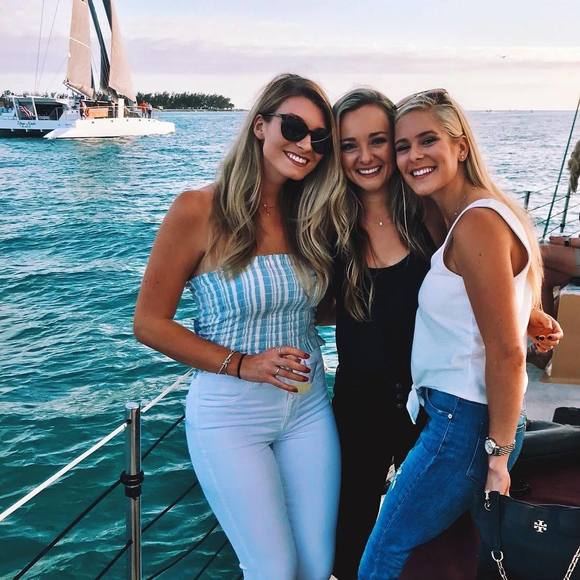 Meet your Posher, Alexandra - Picture 1 of 1